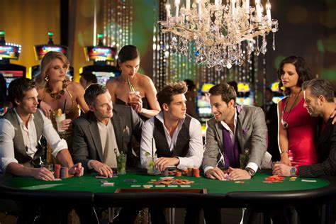 видео как играют в казино